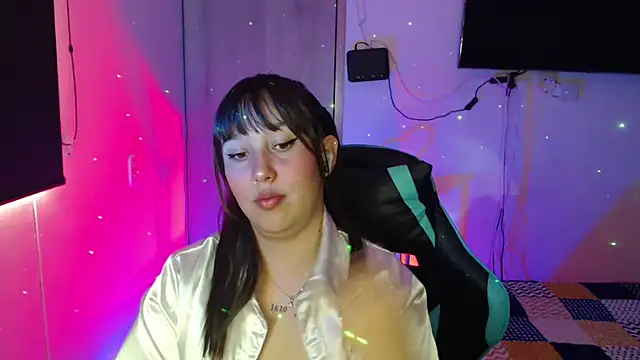 Skarlet Adams28 online show from April 2026 07:26:02 PM