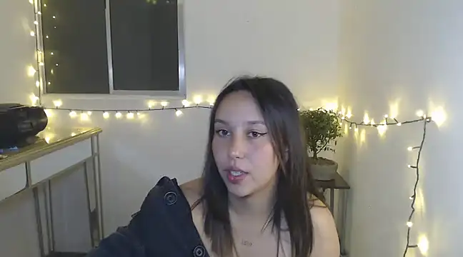 Skarlet Adams28 online show from January 2025 04:19:02 AM