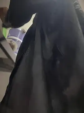 Snapshot of Thyana_LS chatting on February 2025 01:00:01 PM Thyana LS online show from February 2025 01:00:01 PM