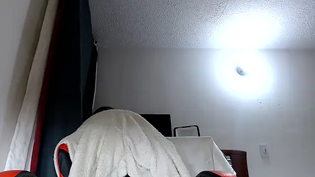 EmmyHorny  online show from April 2026 04:10:02 AM