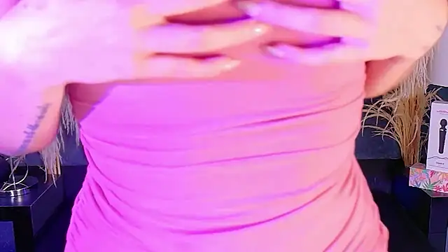 KylieWhite online show from November 2025 08:18:02 AM