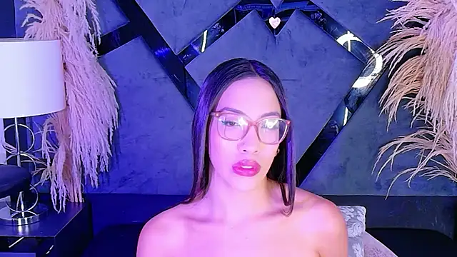 KylieWhite online show from October 2025 07:39:02 AM