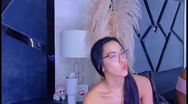 KylieWhite online show from March 2025 04:10:02 PM