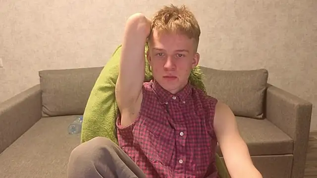 Snapshot of sweetserenity5 chatting on December 2025 05:14:02 PM sweetserenity5 online show from December 2025 05:14:02 PM