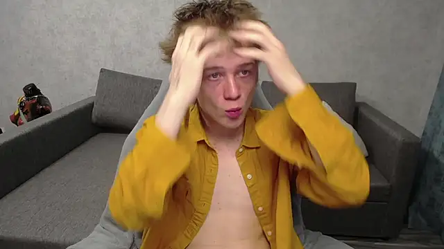 Snapshot of sweetserenity5 chatting on March 2025 08:05:02 PM sweetserenity5 online show from March 2025 08:05:02 PM