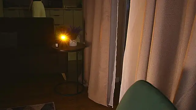 Snapshot of wowmolly chatting on January 2026 03:05:02 PM wowmolly online show from January 2026 03:05:02 PM