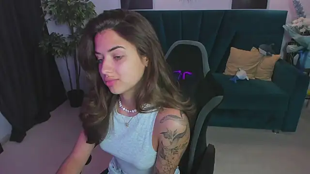 CharleneWoods online show from September 2025 02:22:02 PM