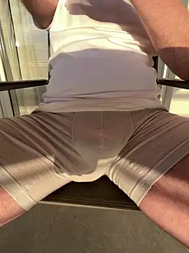 w12er online show from April 2026 04:46:02 PM