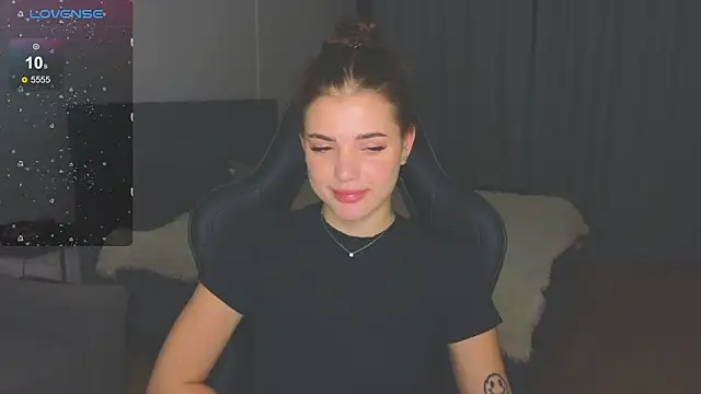 adrianawow1 online show from November 2025 03:10:02 AM