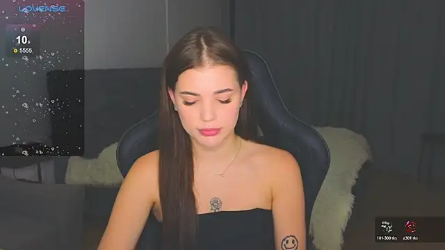 adrianawow1 online show from November 2025 02:14:02 AM