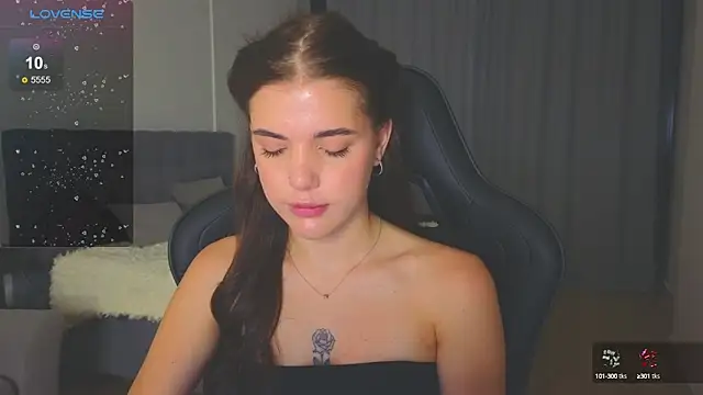 adrianawow1 online show from September 2025 08:04:02 PM