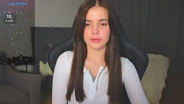 adrianawow1 online show from October 2025 10:00:01 PM