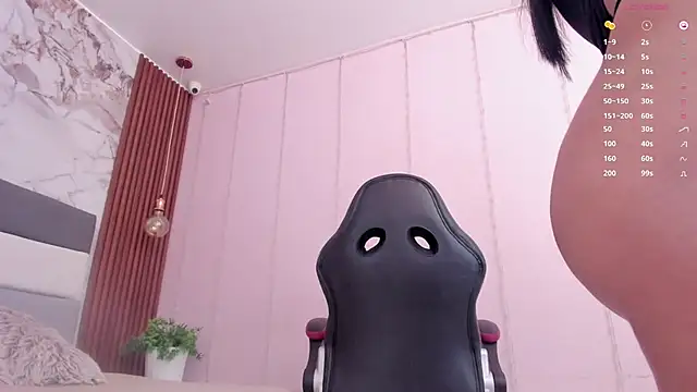 ALICESTARKK online show from February 2026 12:35:01 PM