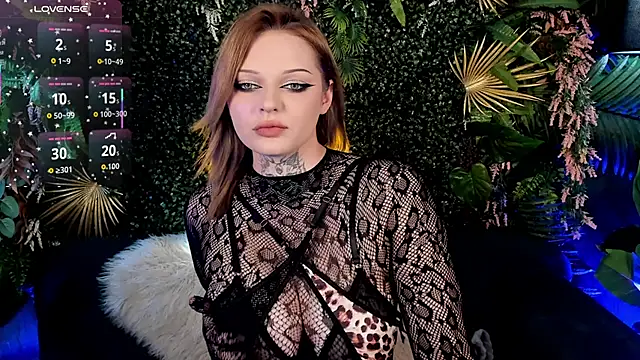 Snapshot of SherriMartinez chatting on November 2025 05:50:01 PM SherriMartinez online show from November 2025 05:50:01 PM