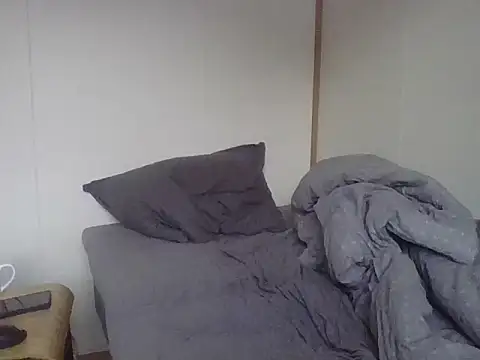 sympatyczny223 online show from March 2026 08:43:01 AM