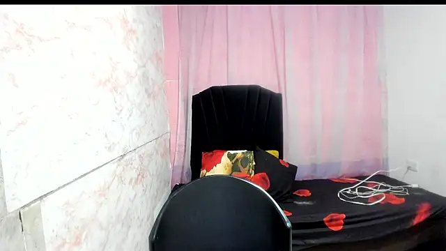 Snapshot of Brunette_sasha chatting on June 2026 11:55:02 AM Brunette sasha online show from June 2026 11:55:02 AM