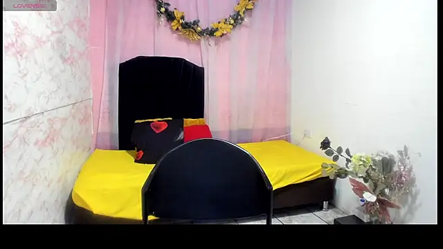 Brunette sasha online show from April 2026 12:10:01 PM