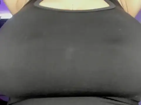 Snapshot of silviamilk chatting on February 2026 07:13:01 PM silviamilk online show from February 2026 07:13:01 PM