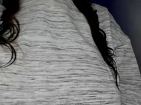 Snapshot of silviamilk chatting on February 2026 12:07:01 PM silviamilk online show from February 2026 12:07:01 PM