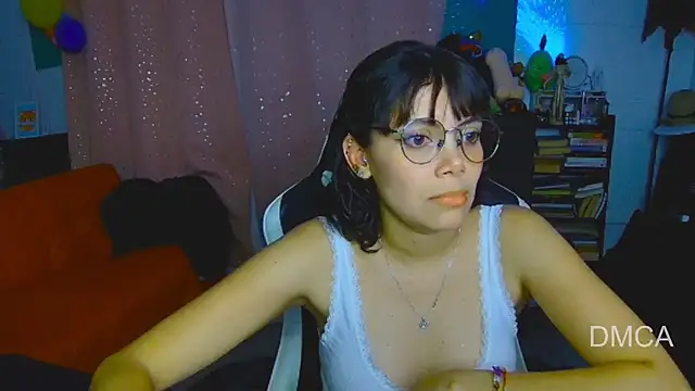 Drea Foox online show from March 2026 04:12:01 AM