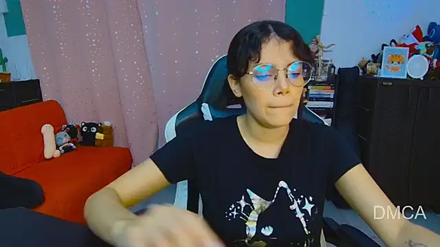 Snapshot of Drea_Foox chatting on January 2026 04:08:02 AM Drea Foox online show from January 2026 04:08:02 AM