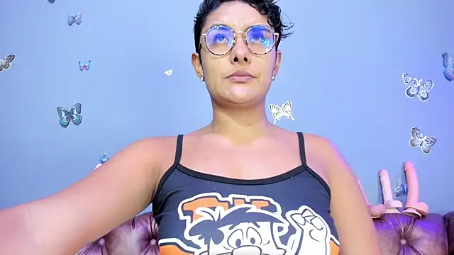 Kaira mosse online show from October 2025 11:30:01 AM