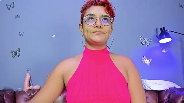 Kaira mosse online show from February 2026 11:54:02 AM