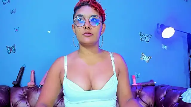 Kaira mosse online show from March 2026 12:17:01 PM