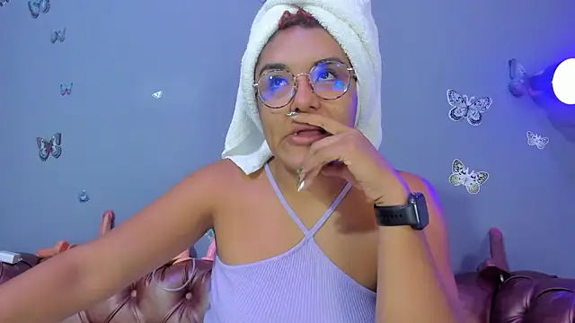 Kaira mosse online show from March 2026 12:04:02 PM