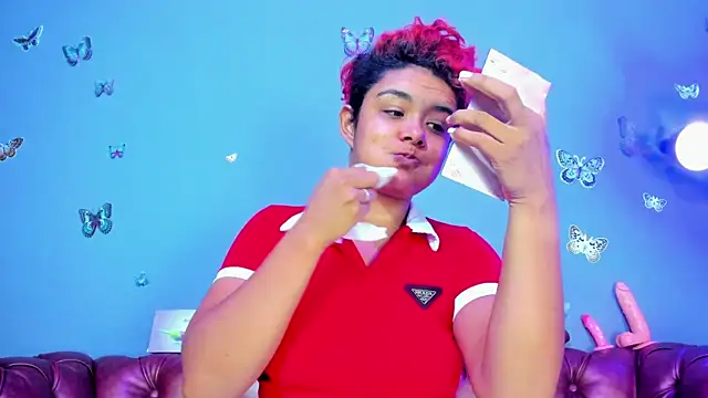 Kaira mosse online show from May 2026 11:43:01 AM
