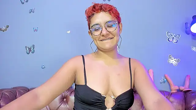 Kaira mosse online show from February 2026 11:01:02 AM