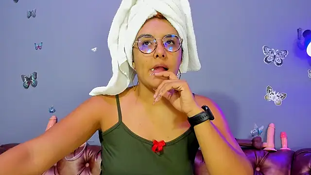 Kaira mosse online show from March 2026 11:59:02 AM