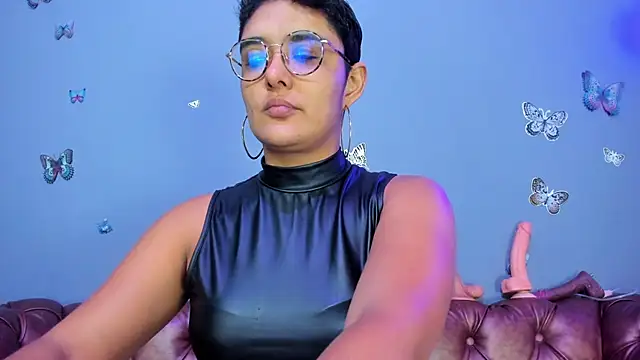 Kaira mosse online show from December 2025 11:56:01 AM