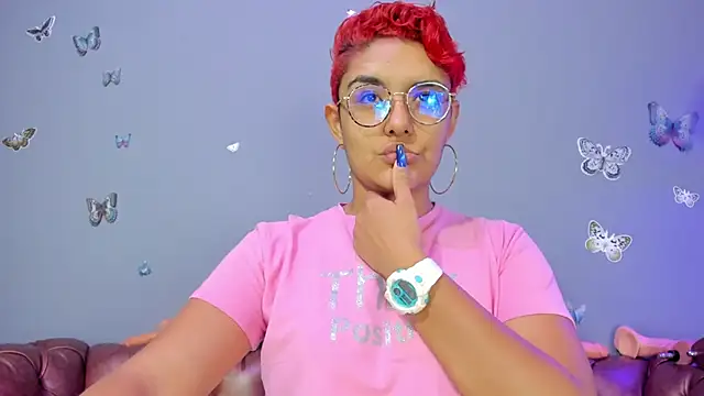 Kaira mosse online show from February 2026 12:16:02 PM