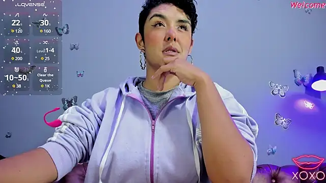 Kaira mosse online show from February 2025 12:34:01 PM