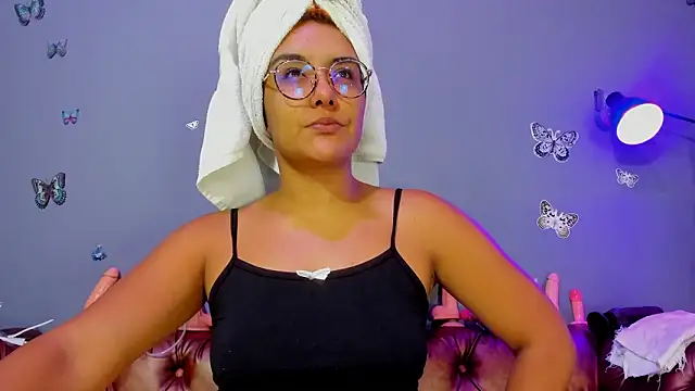 Kaira mosse online show from March 2026 11:57:02 AM