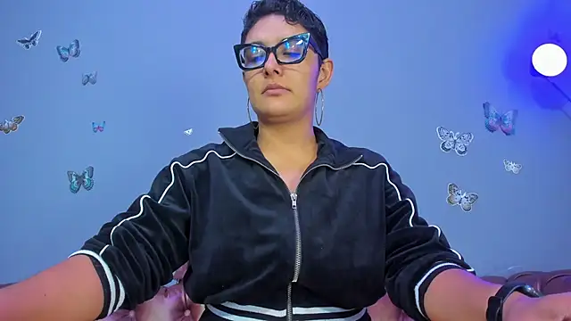 Kaira mosse online show from December 2025 11:54:02 AM