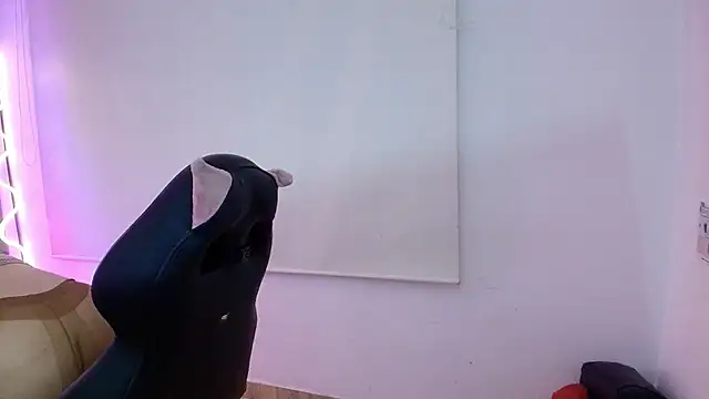 Brendda tay online show from September 2025 03:13:02 AM