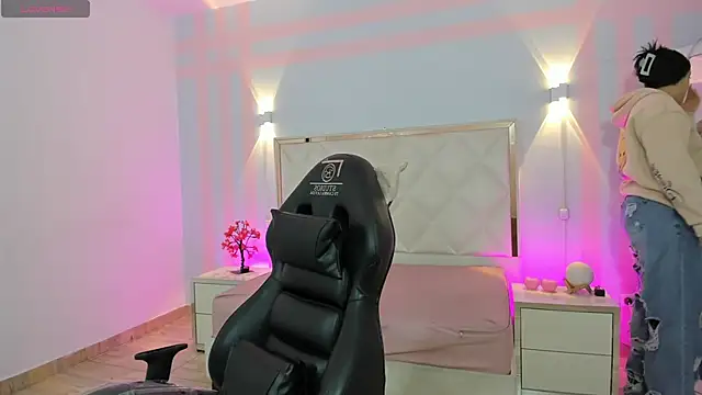 Brendda tay online show from April 2026 03:10:02 AM