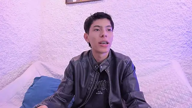 Snapshot of alexandersawyer chatting on December 2025 12:07:02 PM alexandersawyer online show from December 2025 12:07:02 PM