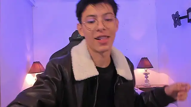 Snapshot of alexandersawyer chatting on November 2025 12:05:02 PM alexandersawyer online show from November 2025 12:05:02 PM