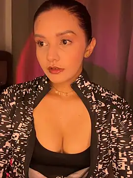 Snapshot of Melanyprada chatting on July 2026 03:40:01 AM Melanyprada online show from July 2026 03:40:01 AM