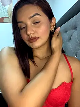 Melanyprada online show from November 2025 04:23:01 AM