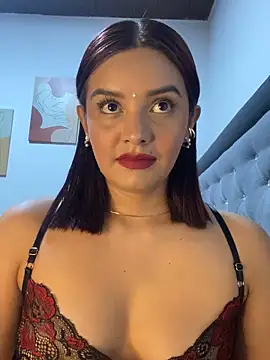 Melanyprada online show from November 2025 05:22:02 AM