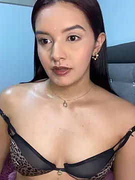 Melanyprada online show from May 2026 09:35:02 AM