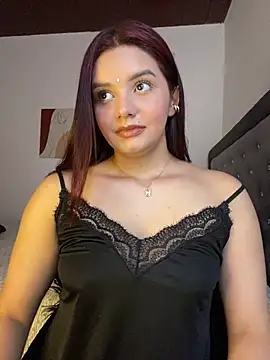 Melanyprada online show from November 2025 08:46:01 PM