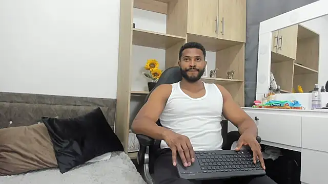 karsonmorris online show from October 2025 10:12:02 PM