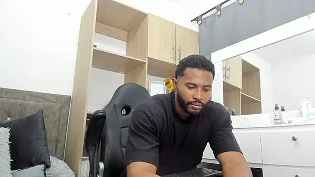 karsonmorris online show from October 2025 07:57:02 PM