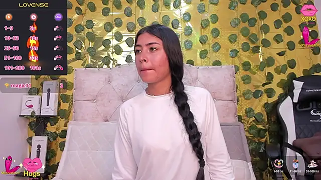 cristalconnorr online show from February 2025 03:05:01 PM