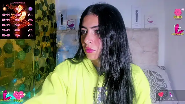 cristalconnorr online show from October 2025 04:28:01 PM